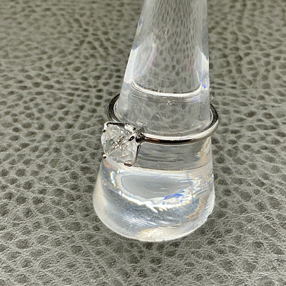 Vintage Uncas Rings Size 9 CZ Cubic‎ Zirconia Engagement Solitaire Silver Tone